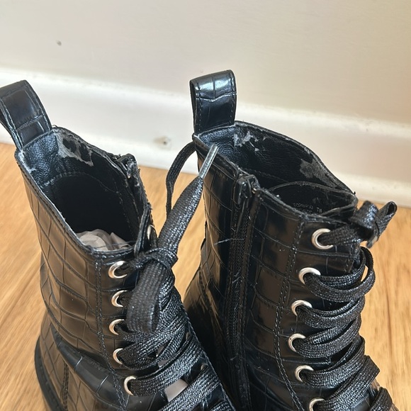 Size 7 | Steve Madden | Black Combat Boots — Trendy, Punk & Comfortable - Picture 6 of 7
